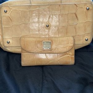 Dooney & Bourke Collection Purse & wallet set circa 2003/2004 Tan - pre-loved